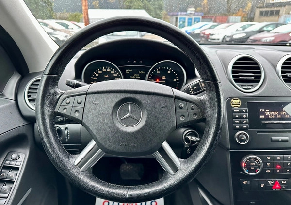 Mercedes-Benz ML cena 39999 przebieg: 279300, rok produkcji 2006 z Szczecin małe 497